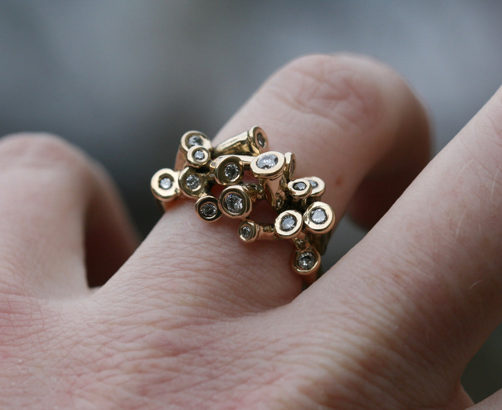 Diamond Cluster Ring - 14k gold - size 6 Latta