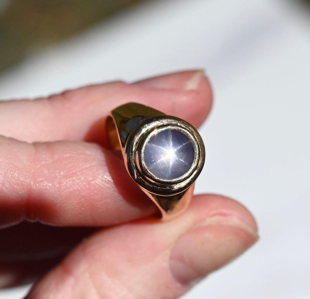  Natural Star Sapphire 14k Gold Ring - size 6.25
